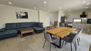 Thumbnail von Großzügige und moderne Villa mit Pool in Crikvenica