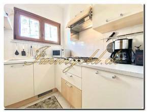 Thumbnail von Immogold, aparte Eckwohnung, drei Zimmer, mit drei Terrassen