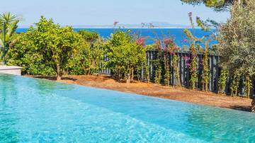 Thumbnail von Erstklassige Luxusvilla in traumhafter Lage nahe dem Meer