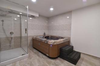 Thumbnail von Villa mediterránea con piscina en una ubicación tranquila, región de Krk