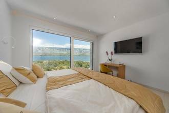 Thumbnail von Villa di lusso moderna con piscina e vista mare