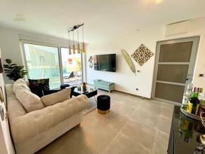 Thumbnail von Moderne Wohnung mit Garten und Swimmingpool