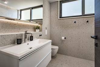 Thumbnail von Nowoczesna willa z basenem i pięknym widokiem na morze