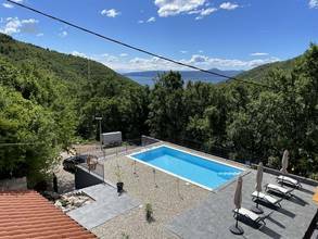 Thumbnail von Mediterrane Villa in ruhiger Lage mit Blick auf das Meer