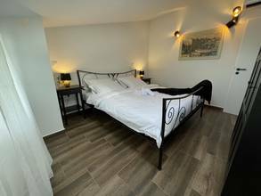 Thumbnail von Mediterrane Villa in ruhiger Lage mit Blick auf das Meer