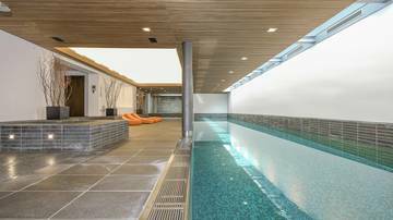 Thumbnail von Luxury apartment with pool in a prime central location