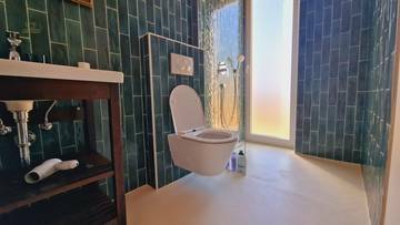 Thumbnail von Moderne Villa mit Pool in ruhiger Lage