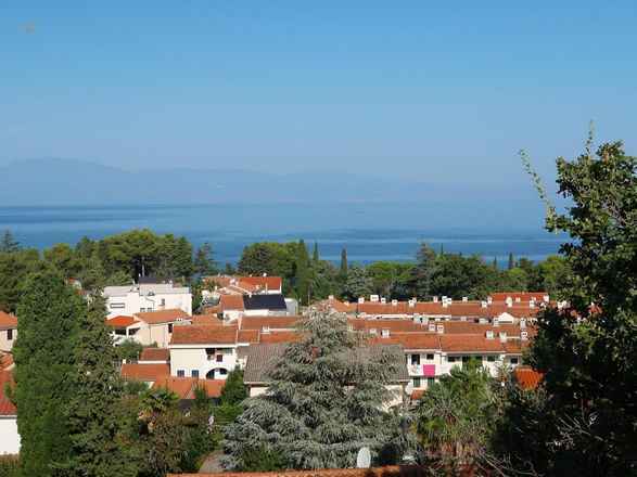 Dachgeschosswohnung mit schönem Blick auf das Meer