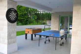 Thumbnail von Attraktive Villa mit Pool und Blick auf das Meer