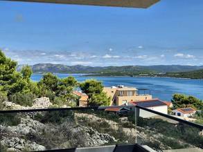 Thumbnail von Moderne Villa mit Swimmingpool und Meerblick