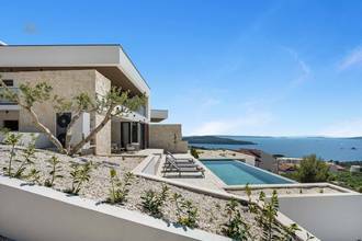 Thumbnail von Moderne Neubau-Villa mit Swimmingpool und Panorama-Meerblick, Region Trogir