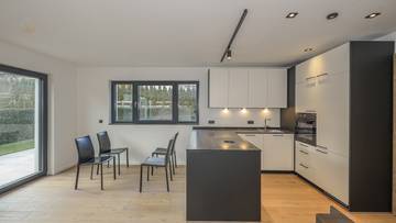 Thumbnail von Exclusive new building with 4 apartments in sunny prime location