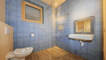 Thumbnail von Einzigartiges Anwesen in Toplage mit Blick auf den Schwarzsee