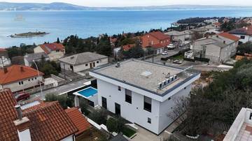 Thumbnail von Moderne Luxusvilla mit Pool und schönem Meerblick