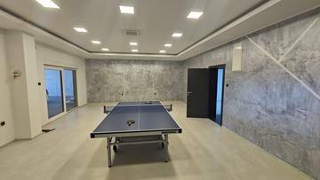 Thumbnail von Moderne Luxusvilla mit Pool und schönem Meerblick