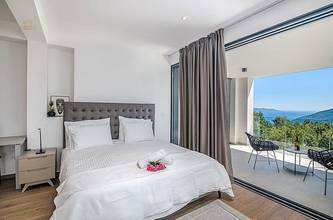 Thumbnail von Moderne Doppelhaushälfte mit Pool und Meerblick, Region Opatija