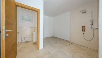 Thumbnail von Großzügiger Neubau mit Panoramablick am Fuße des Wilden Kaisers