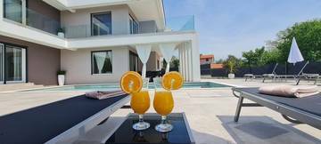 Thumbnail von Moderne Villa in ruhiger Umgebung mit Pool, Insel Krk