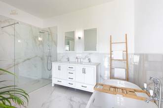 Thumbnail von Mediterrane luxe villa met panoramisch zeezicht en infinity-zwembad