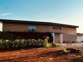 Thumbnail von Modern luxury villa with swimming pool