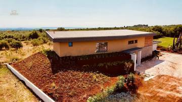 Thumbnail von Modern luxury villa with swimming pool