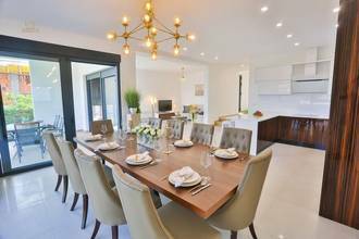 Thumbnail von Luxuriöse Villa mit Pool und Meerblick