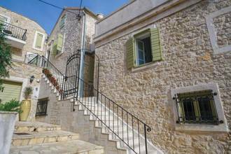 Thumbnail von Mediterranes Stadthaus mit Dachterrasse nahe dem Meer