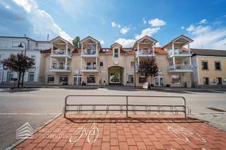 Thumbnail von Zinshaus mit 16 Apartments mit 16 Stellplätze, Nähe Flughafen Wien