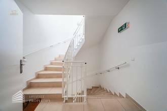 Thumbnail von Zinshaus mit 16 Apartments mit 16 Stellplätze, Nähe Flughafen Wien