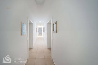 Thumbnail von Zinshaus mit 16 Apartments mit 16 Stellplätze, Nähe Flughafen Wien