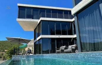 Thumbnail von Representative luxury villa directly by the sea, Korcula region