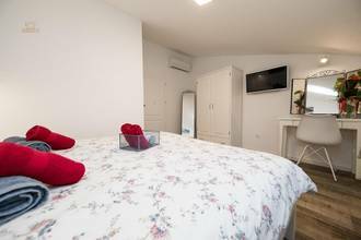 Thumbnail von Modern eingerichtete Wohnung im obersten Stockwerk - mit Meerblick