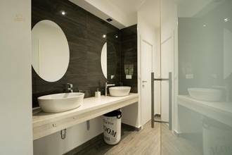 Thumbnail von Villa met zwembad, dakterras en uitzicht op zee