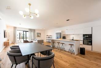 Thumbnail von Neue Doppelhaushälfte mit Pool und Meerblick