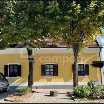 Einzigartiger Streckhof  - liebevoll gepflegt!