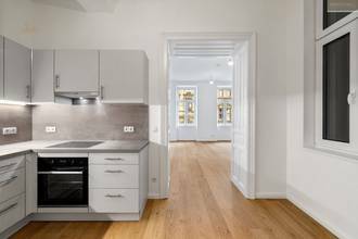 Thumbnail von Gemütliche, sanierte 2-Zimmer-Altbauwohnung in Top-Lage nahe U-Bahn