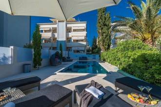 Thumbnail von Erdgeschosswohnung mit Pool und Garten