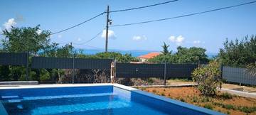 Thumbnail von Moderne Neubau-Villa mit Swimmingpool