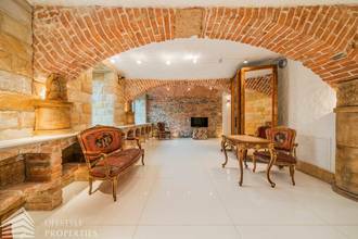 Thumbnail von Luxuriöse 12-Zimmer-Villa mit Wellnessbereich Nähe Gersthof