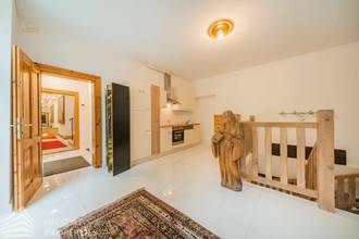 Thumbnail von Luxuriöse 12-Zimmer-Villa mit Wellnessbereich Nähe Gersthof