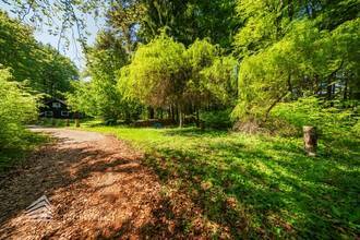 Thumbnail von Exklusives Badeparadies am Wörthersee: Ihr privates Refugium mit Seezugang und Waldidylle
