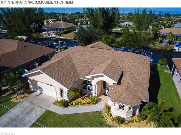 ***EFH in Cape Coral - großzügig geschnitten mit Pool und Wintergarten***