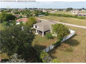 Thumbnail von ***großes Einfamilienhaus mit Garten und Garage in Florida***