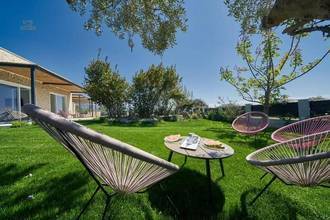 Thumbnail von Moderne Villa mit Swimmingpool