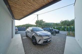 Thumbnail von Moderne Villa mit Swimmingpool