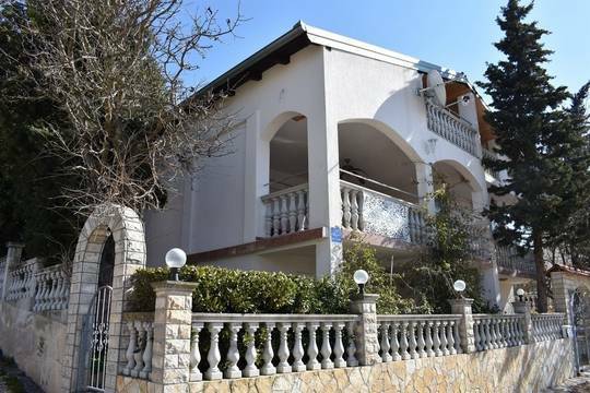 Geräumiges Haus in ruhiger Lage