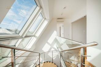 Thumbnail von Exklusives 4-Zimmer Penthouse mit zwei Terrassen, Nähe Oper