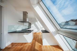 Thumbnail von Exklusives 4-Zimmer Penthouse mit zwei Terrassen, Nähe Oper