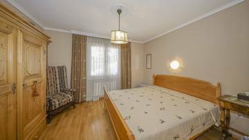 Thumbnail von Golf-in/Golf-out Landhaus in sonniger Toplage