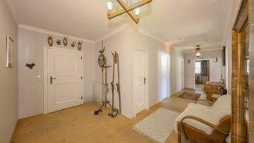 Thumbnail von Golf-in/Golf-out Landhaus in sonniger Toplage